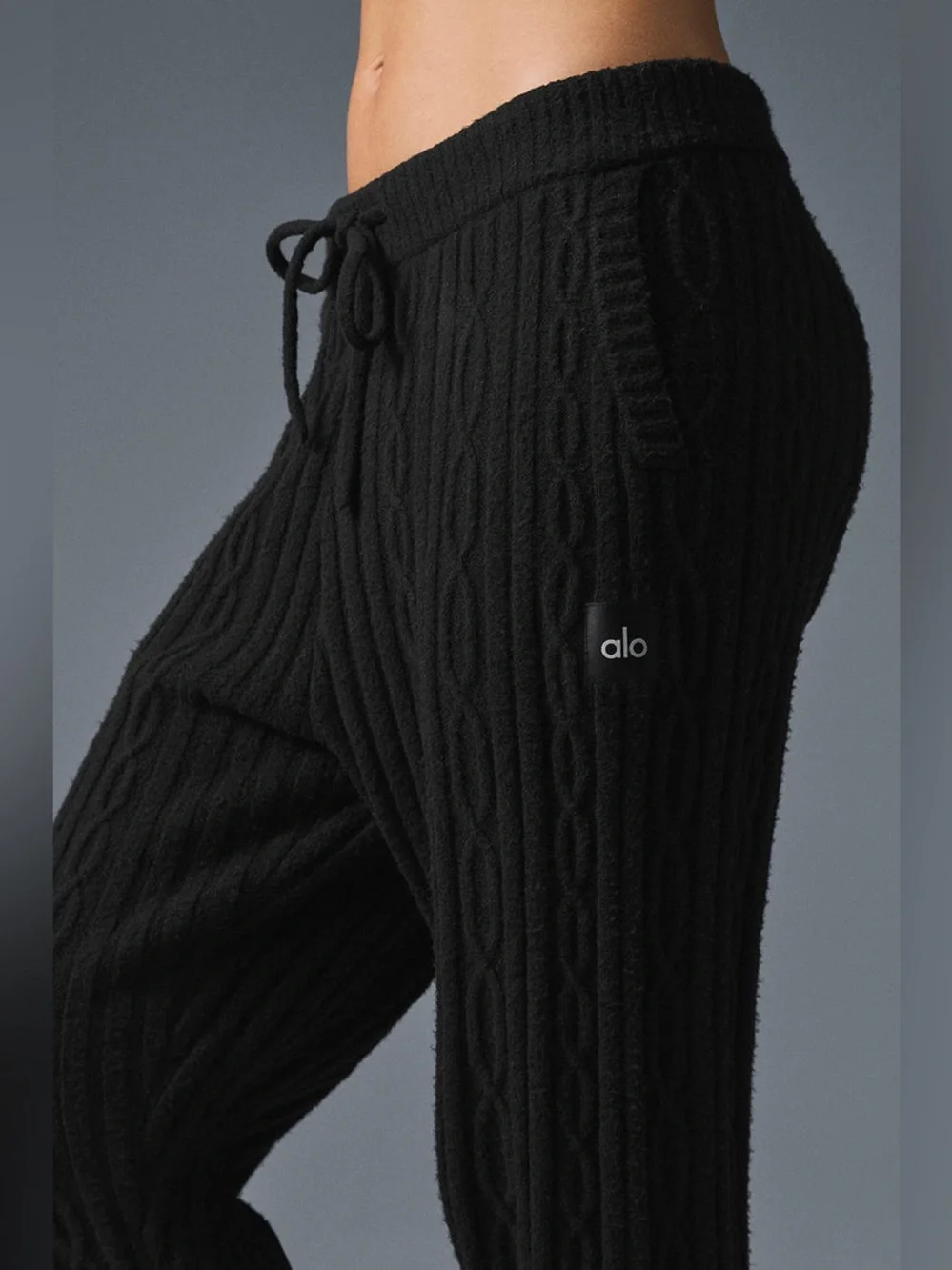 Alo Yoga Cable Knit Winter Bliss Set